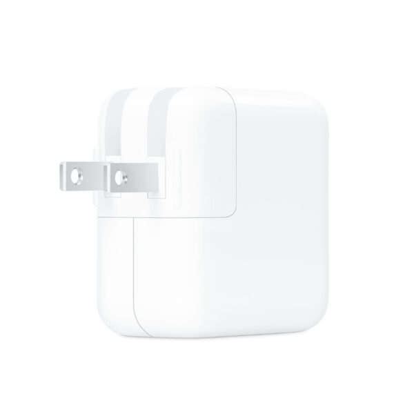 Apple USB-C Power Adapter (30W) 1